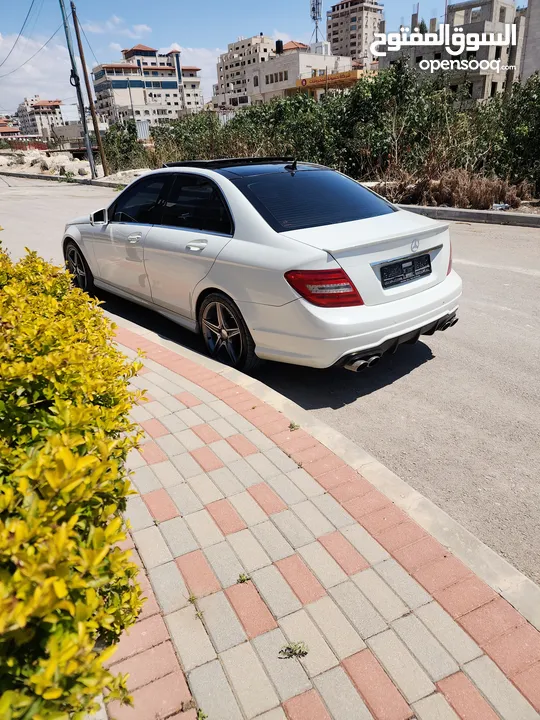 مرسيدس C200
