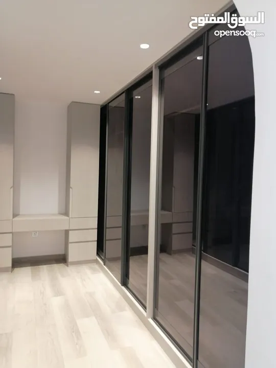 المتفوقون للمقاولات و صيانة المباني ... خدمات البناء والتشييد ، العزل الحراري ..