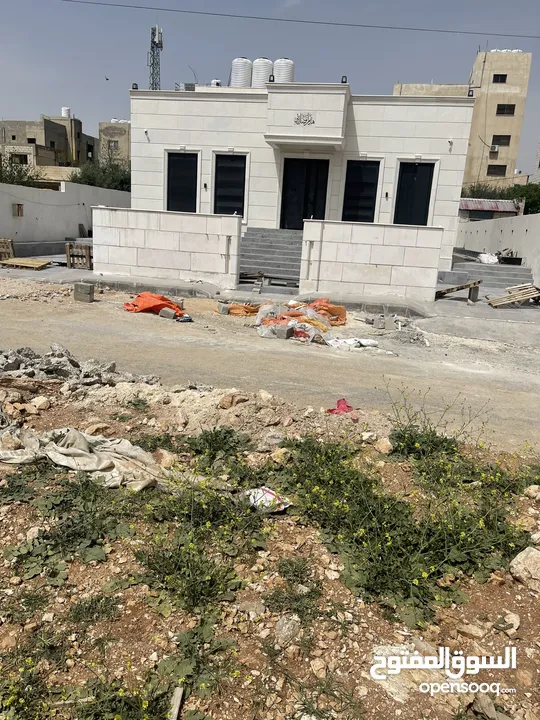 نصف دونم صخري قرب دوار اشكو