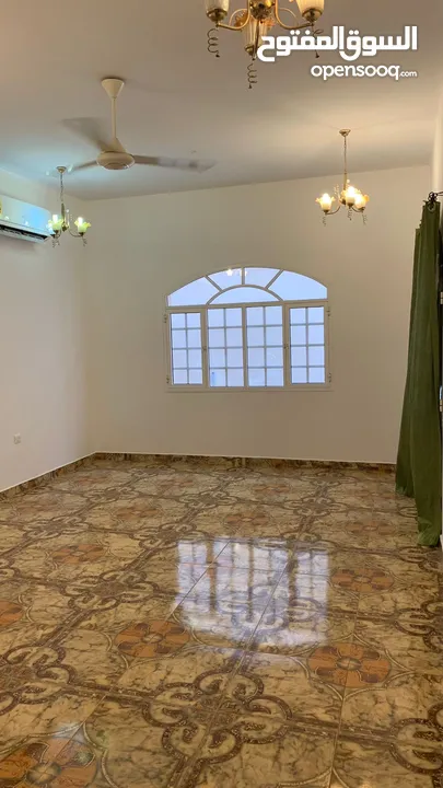 فيلا للايجار في العذيبة - Villa For Rent in Al Azaiba