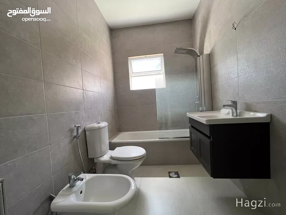 شقه مميزه للبيع في اجمل مناطق،دير غبار  ( Property ID : 31904 )