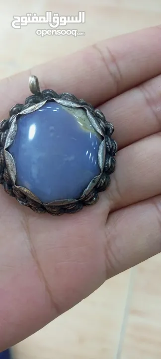 احجار كريمه وخواتم واكسسوارات للبيع