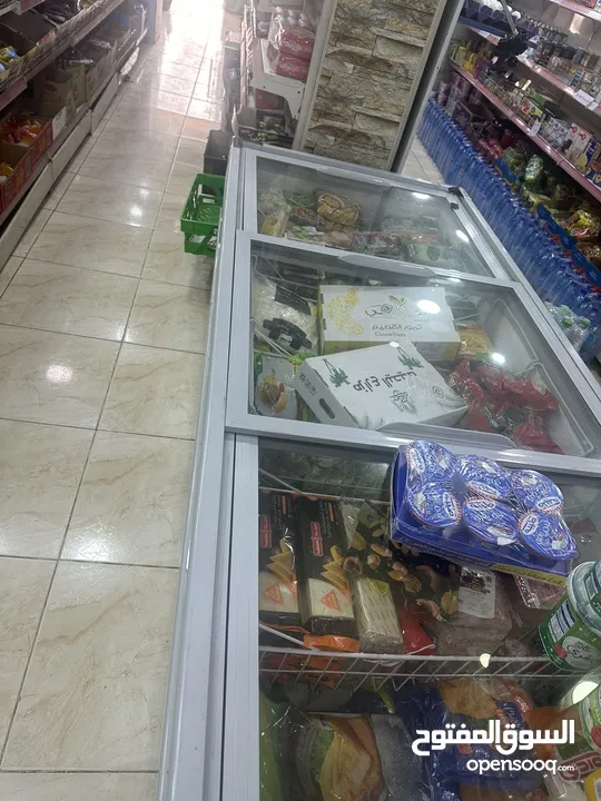 سوبر ماركت للبيع موقع مميز