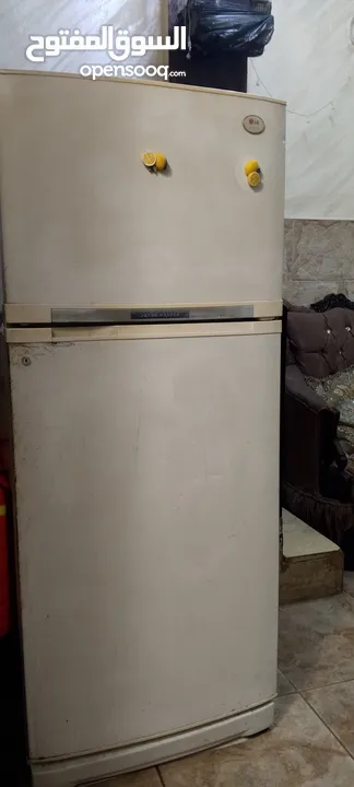 ثلاجة للبيع تواصل