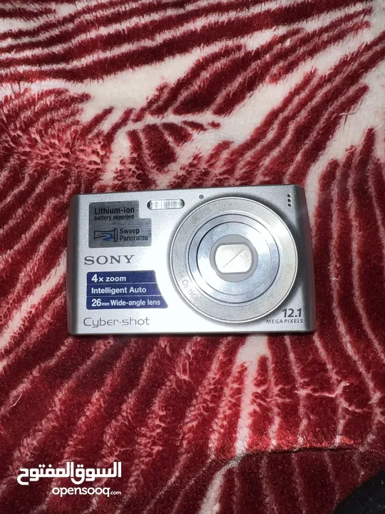 Sony 4x zoom Intelligent Auto 26mm Wide-angle lens