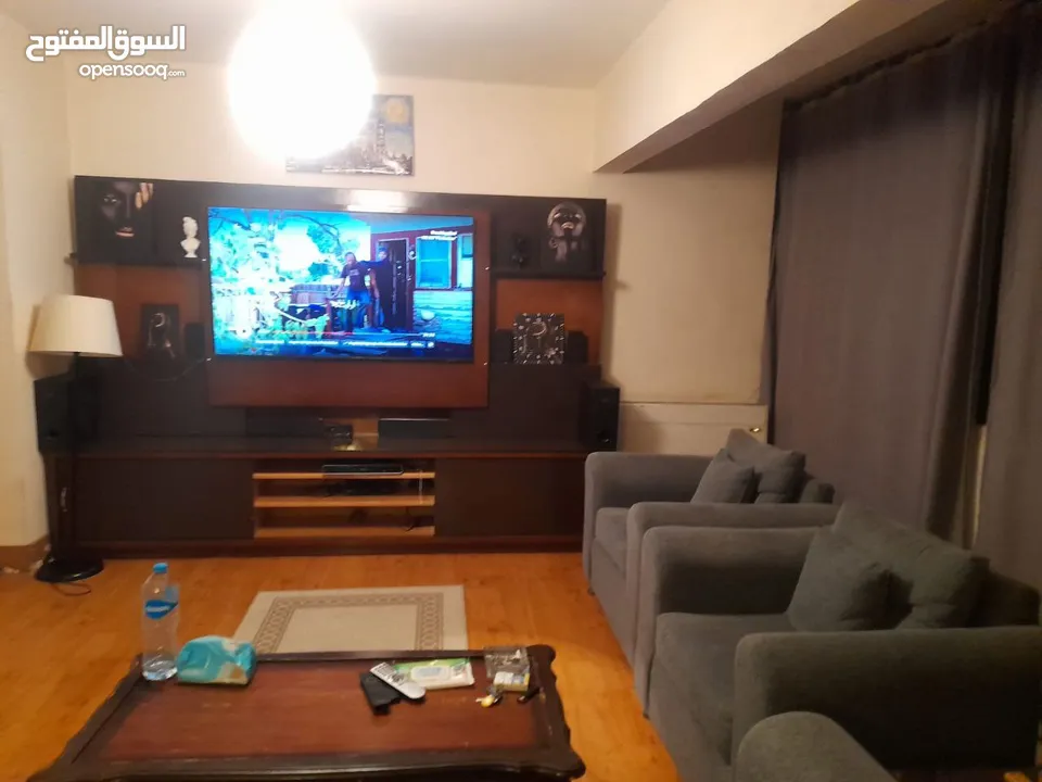 شقة مميزة للبيع بمصر الجديدة شارع مصطفي عناني