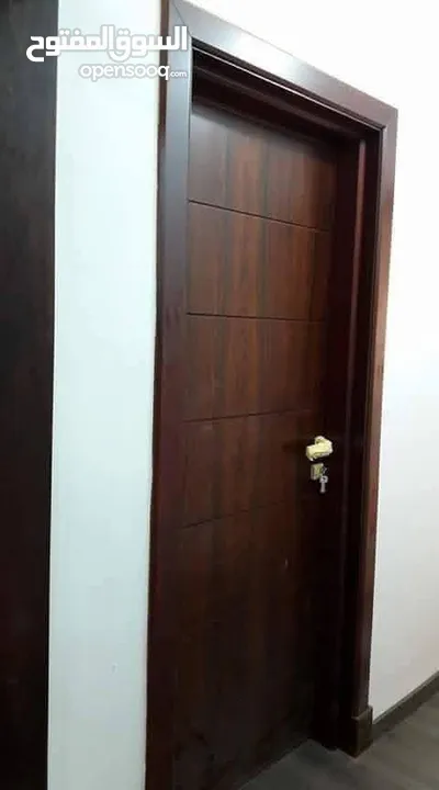 دهانات أخشاب احترافية – جمال يدوم ولمسة فنية مميزة!"