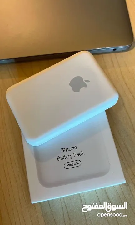 أقوى عرض على باور بانك MagSafe الأصلي!  مع لوغو آيفون  وشحن لاسلكي مضمون!5000mAh قوة وثب