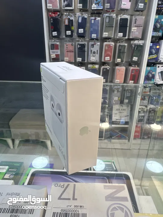 AirPods 3 سماعة  جديدة مكفوله من جميع وكلاء ابل في العالم