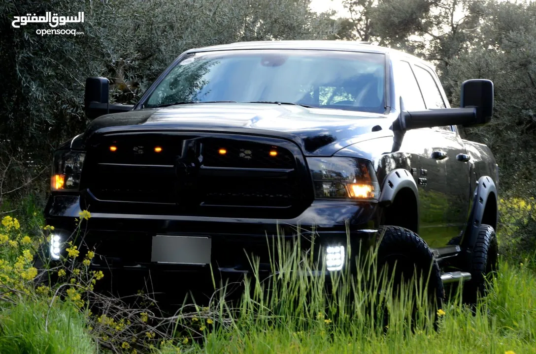 Dodge ram black edition dodge ram 2018   ممشى قليل ( غير قابل للبدل او التقسيط)