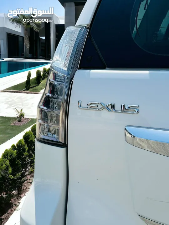 LEXUS GX 460 4.6L V8  GCC  LUXURY INTERIOR  SPACIOUS CABIN  WELL MAINTAINED