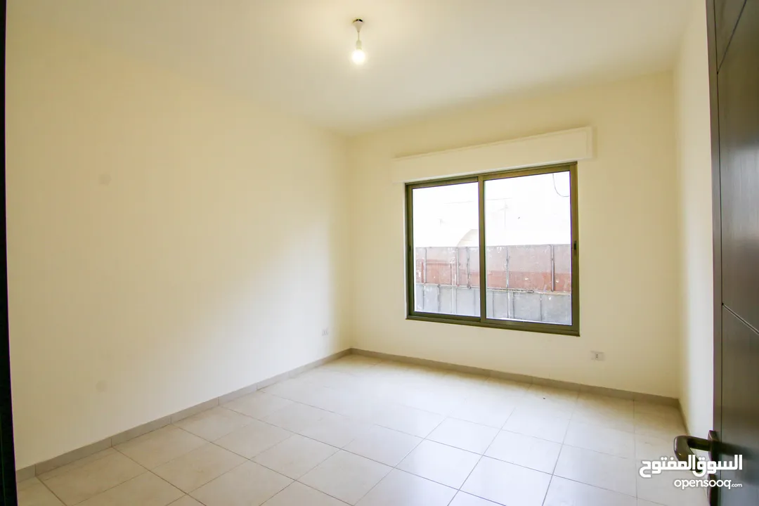 شقة دوبليكس مع روف مميزة للبيع مساحة 200م وروف 40م باجمل مناطق جبل عمان (مشروع 221)