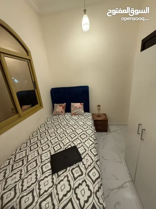 بدون عموله افخم سكن مشترك بنات وشباب في عجمان المويهات و الروضة شامل جميع الخدمات فرش جديد اول ساكن