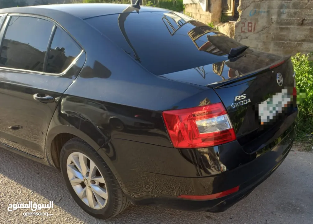 سيارة سكودا موديل 2018