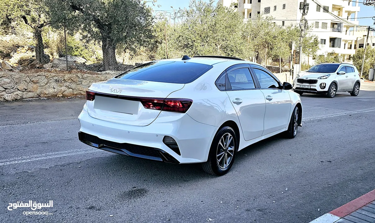 كيا سيراتو 2022 محرك 1600 جير اوتماتيك فحص ممتاز