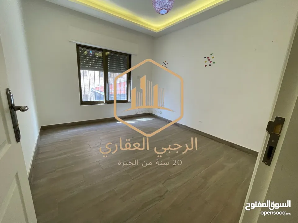 شقة - للايجار - فارغة - ديلوكس - ديرغبار