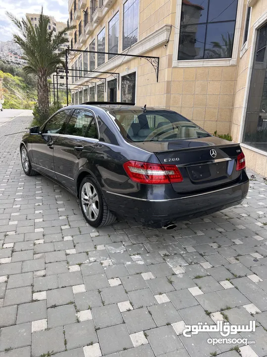 مرسيدس e200 للبيع