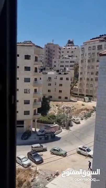 شقة للبيع بالقرب من الاكاديمية 2 غرفة نوم صالون حمام مطبخ بلكونة