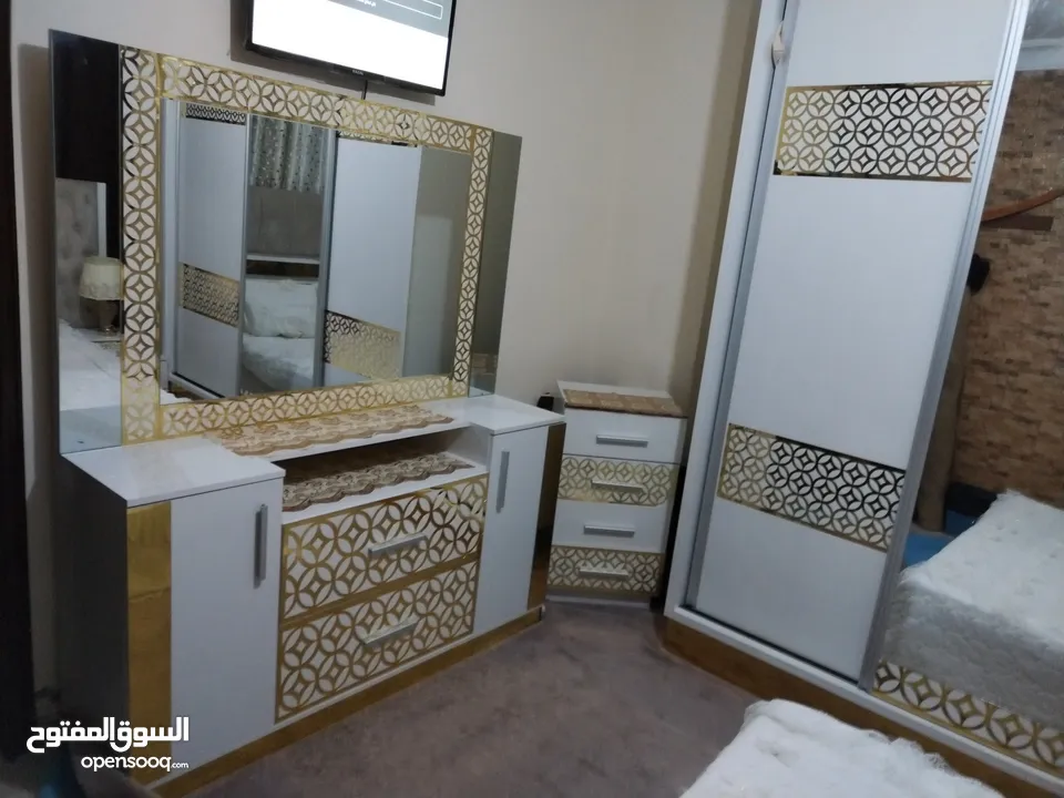 غرفه نوم استعمل خفيف الاتي 18 مع فرشه