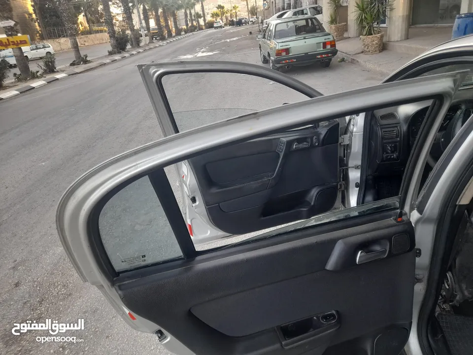 اوبل استرا