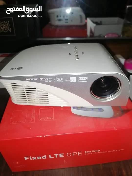 بروجيكتر LG HS201G