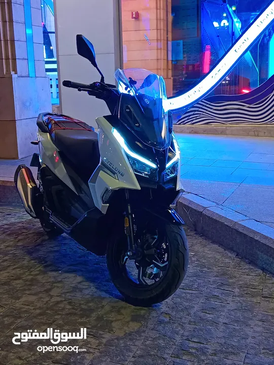 سكوتر RT1 من CYCLONE