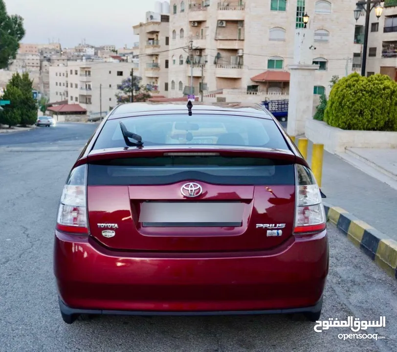 تويوتا بريوس 2005 كلين تايتل بحالة ممتازة