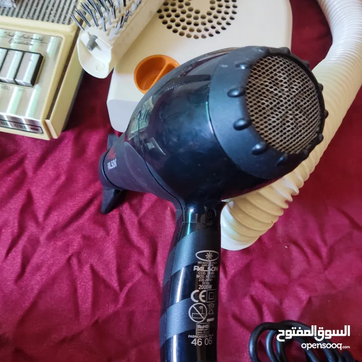 مروحه وسشوار عدد 3 كل قطعه الها سعر كله شغال علي الفحص الكامل سشوار صنع ايطاليا اصلي 100% بسعر حرق
