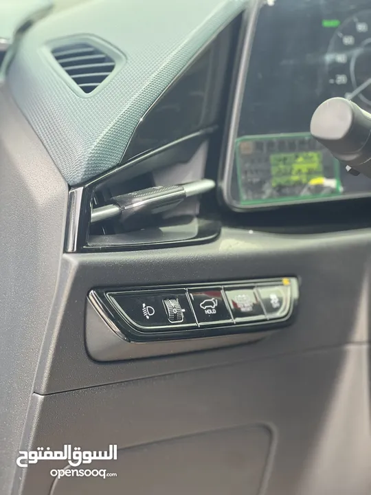 Kia niro hybrid 2022  Fulll +++ ‎ فتحة سقف  سعر مميز  كيا نيرو هايبرد موديل وترخيص 22  اضافات كامله