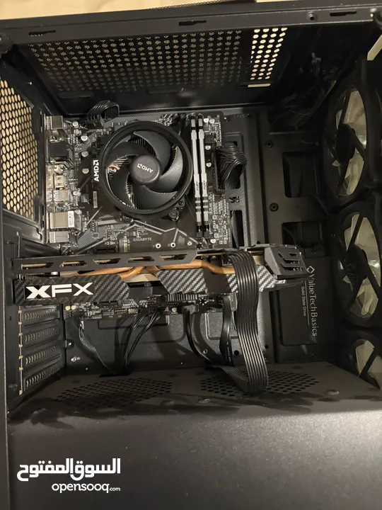 High-performance gaming PC with AMD ryzen XFX radeon GPU and 16 GB RAM smooth fast and reliable game