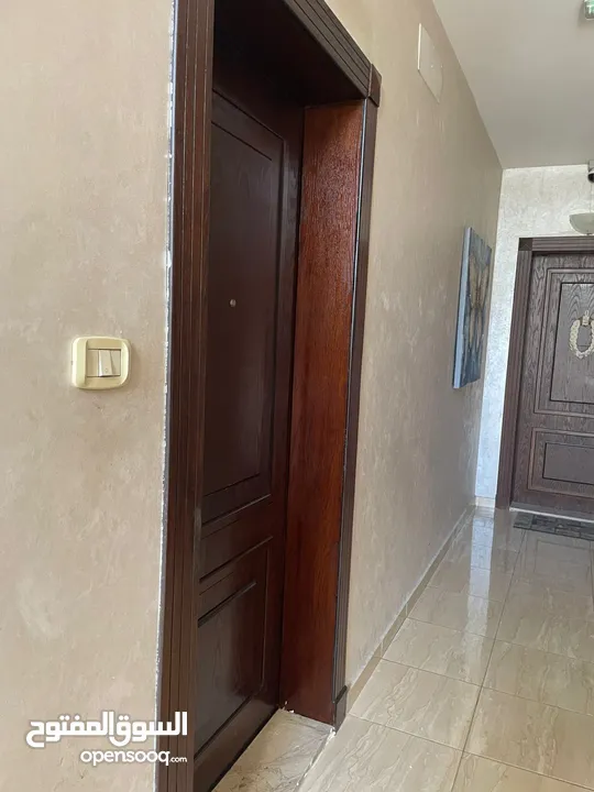 شقة فاخرة - حي الرونق/البيادر قرب النادي