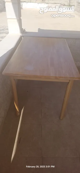 طاولة سفرة ماليزي مع كرسيين 2