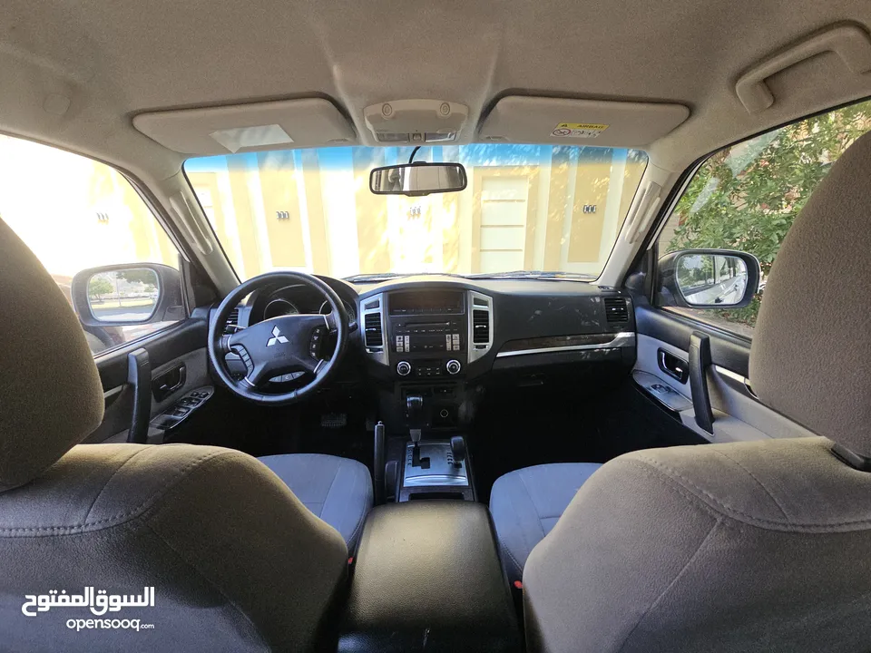 Mitsubishi Pajero Full Automatic,Family used Oman,GCC, Good Condition.