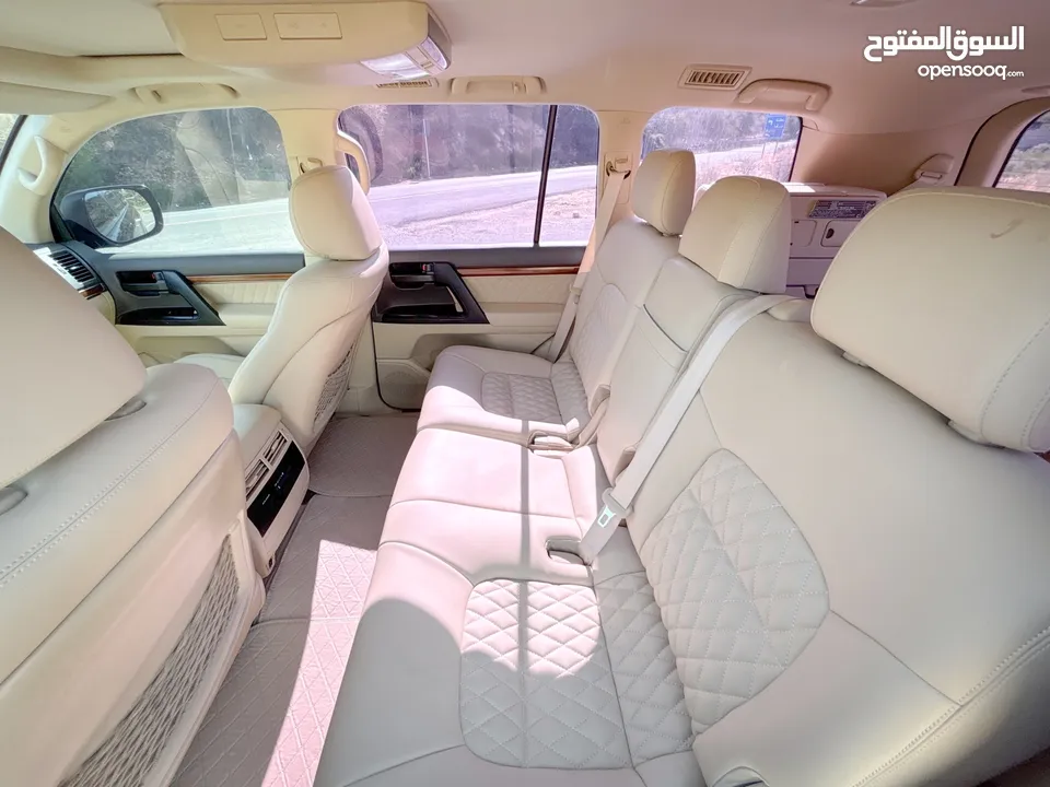 Toyota Land Cruiser GX-R 2016