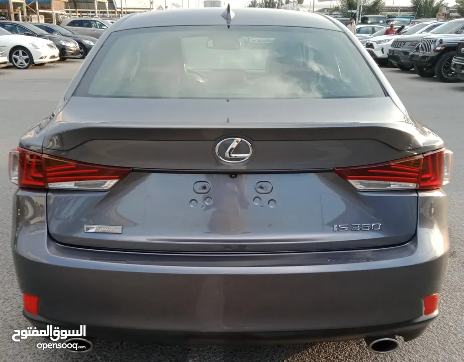 Lexus IS 350 F V6 3.5L Full Option Model 2016