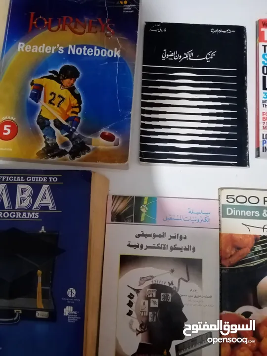 كتب وقصص انجليزي وعربي وتعليمي كميه كبيره اي كتاب بدينار