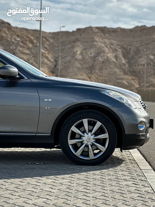 INFINITI QX50 2015