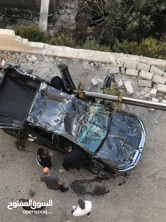 نشتري جميع السيارات والبكمات الحديثه الحديثه المضروبه ولقالبه على ضربتها