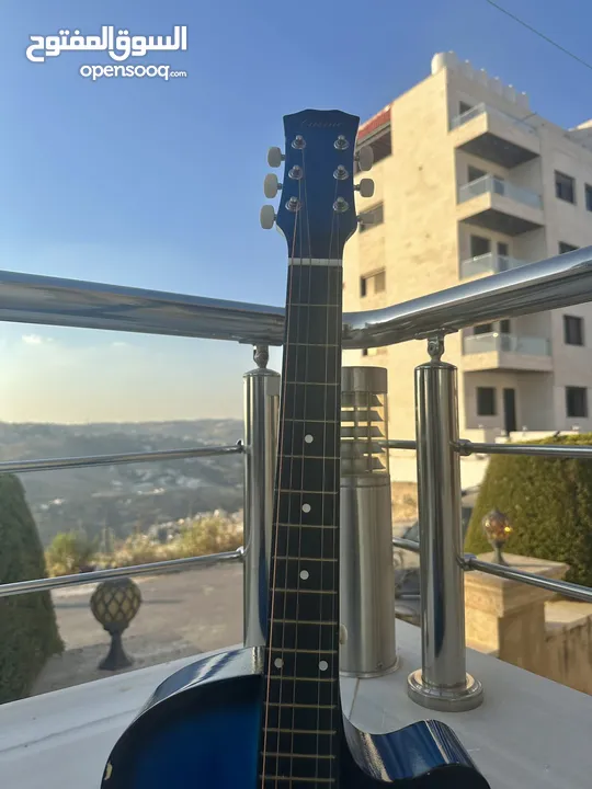 الجيتار للبيع Guitar for sale!