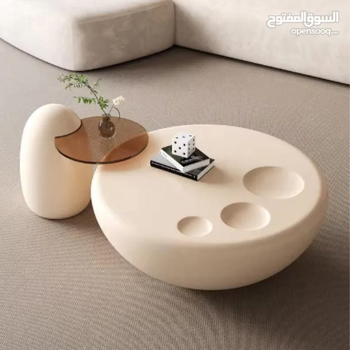طاولات  وطربيزات وسط تشكيلة ضخمة ومميزة