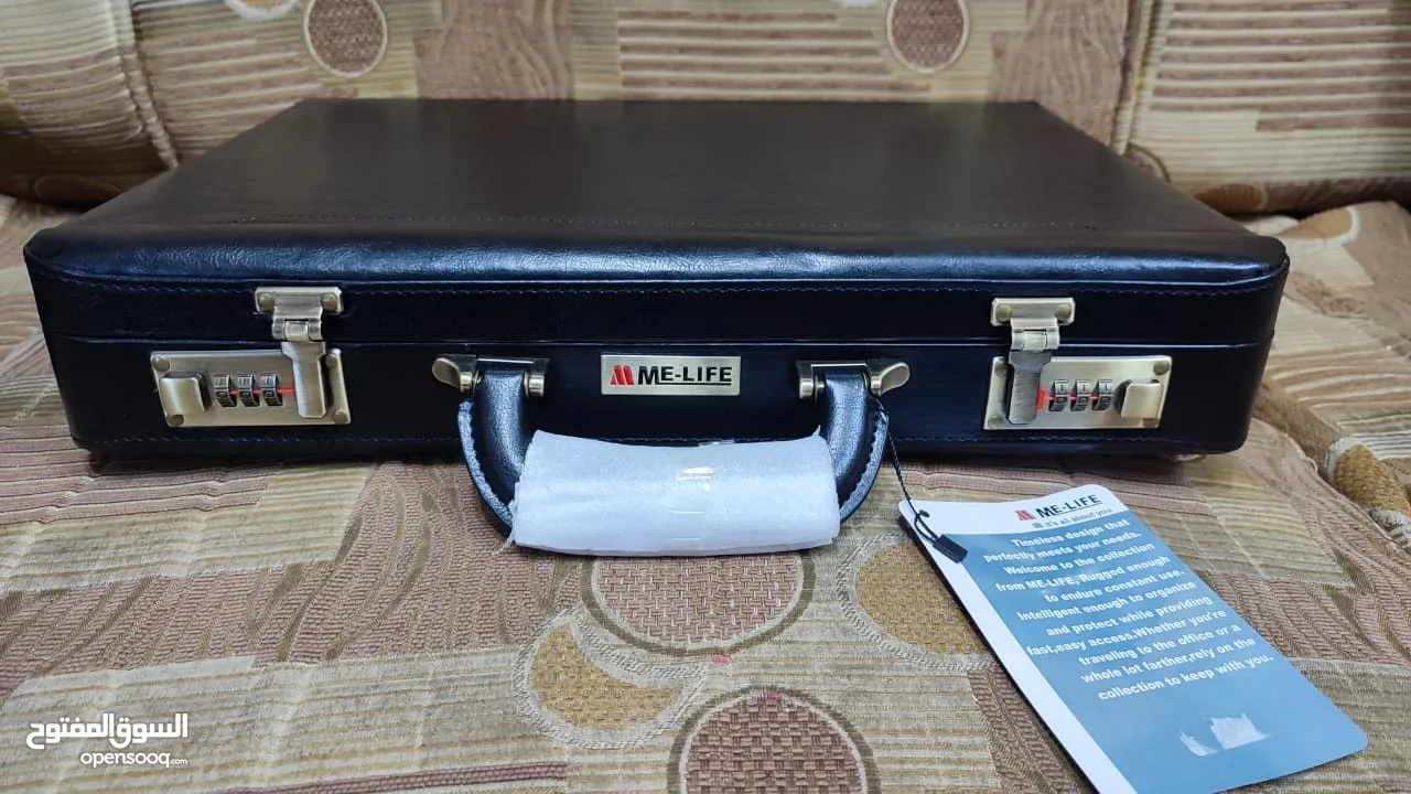 شنطة دبلوماسية وكالة