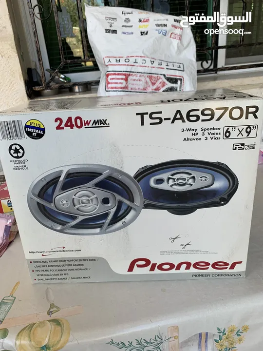 سماعات pioneer وسماعات  سوني 240 w XPlod