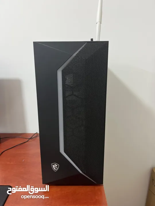 جهاز العاب - كمبيوتر