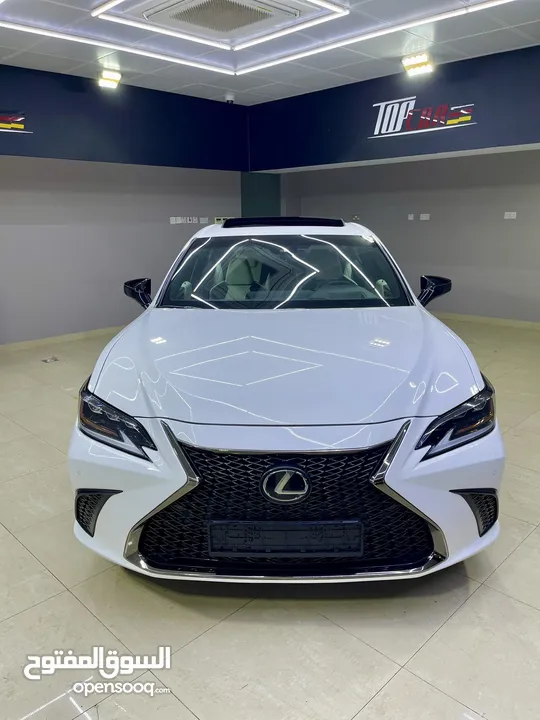 للبيع ES350  موديل2021 فئة ( Black line edition )ماشي17الف كيلو متر  فقط.