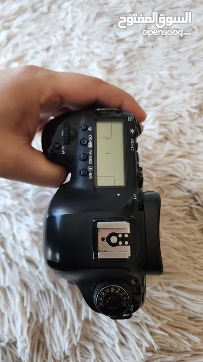كاميرا 5D Mark IV للبيع