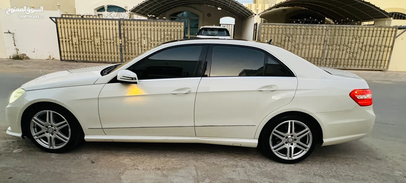 Mercedes benz E300 2010