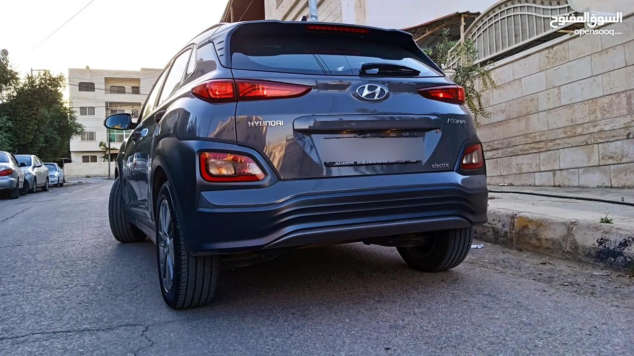Hyundai KONA للبيع موديل 2020 ماشية اقل من 39000 الف كيلو نظيفة جدا في حالة  ممتازة لون فيراني