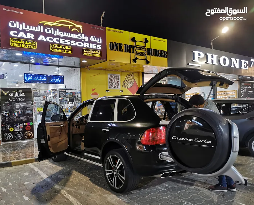 شاشات اندرويد كاربلاي Carplay وتشغيل عن بعد وعازل حراري وتلميع ليتات والكثير