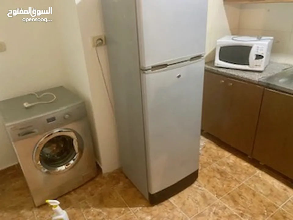 شقة مفروشة (غرفة وصالة) للايجار ضاحية الرشيد- خلف الجامعة الاردنية وبالقرب من التعليم العالي