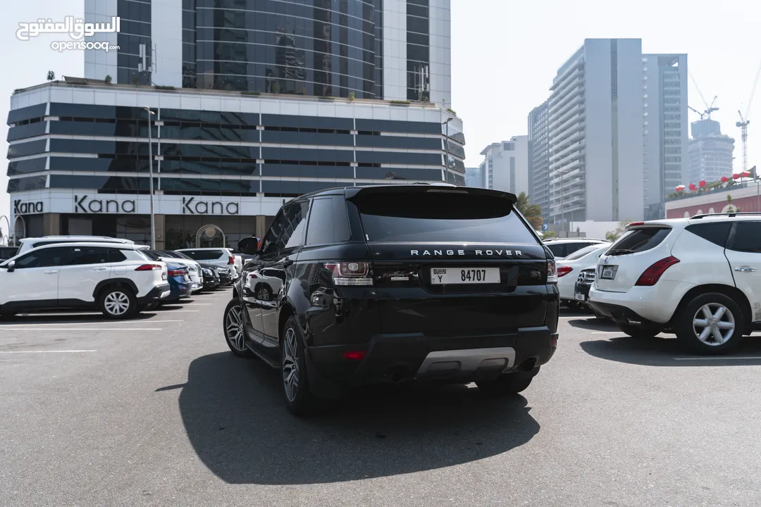 6 Cylinder Supercharged Range Rover Sport 2014